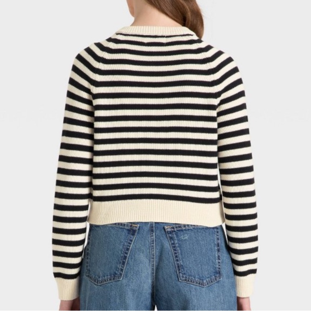 Universal Thread Button-Down Cardigan🍒🍒🍒 - Picture 2 of 4